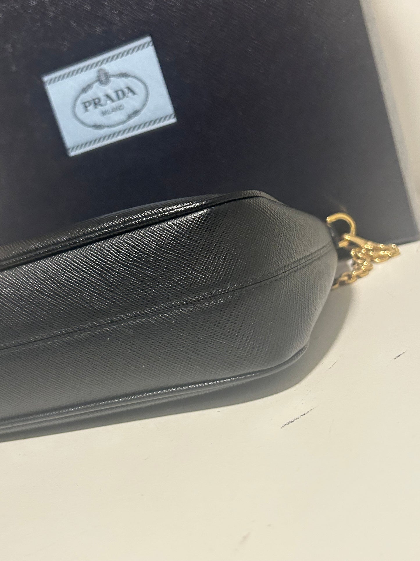 Prada Re Edition 2005 Preloved