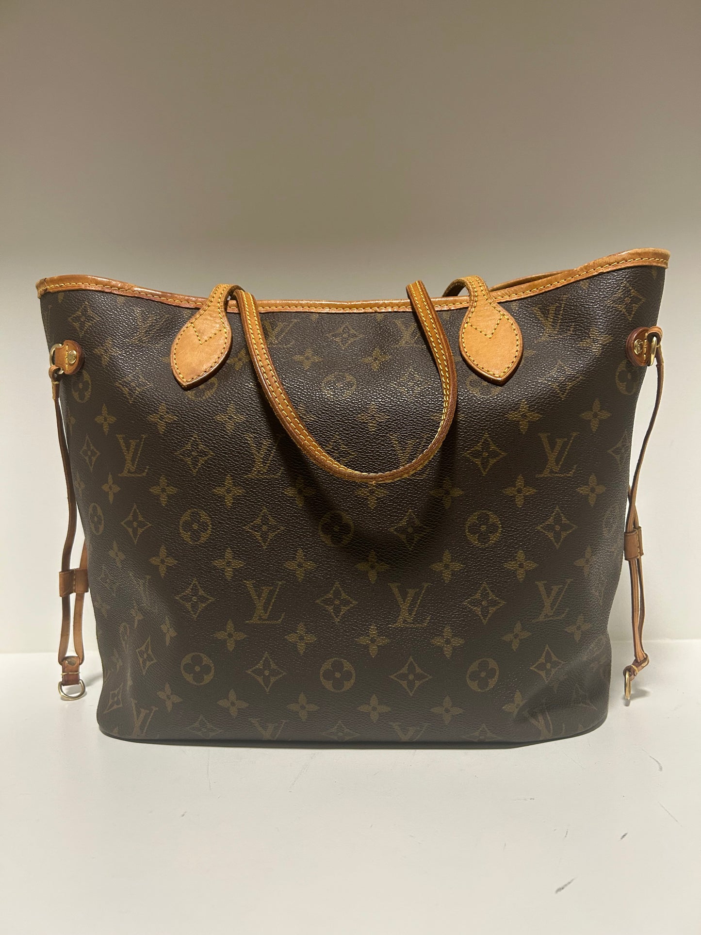 Preloved Louis Vuitton Neverfull MM