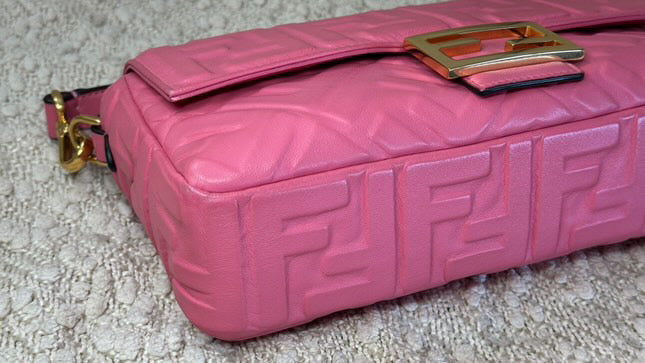 Fendi Baguette Medium preloved