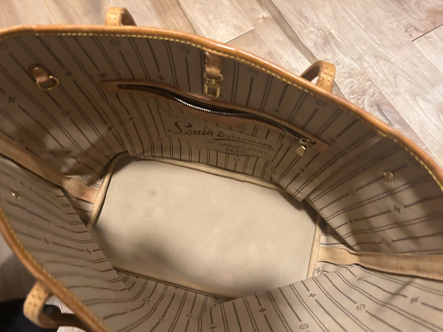 Preloved Louis Vuitton Neverfull MM