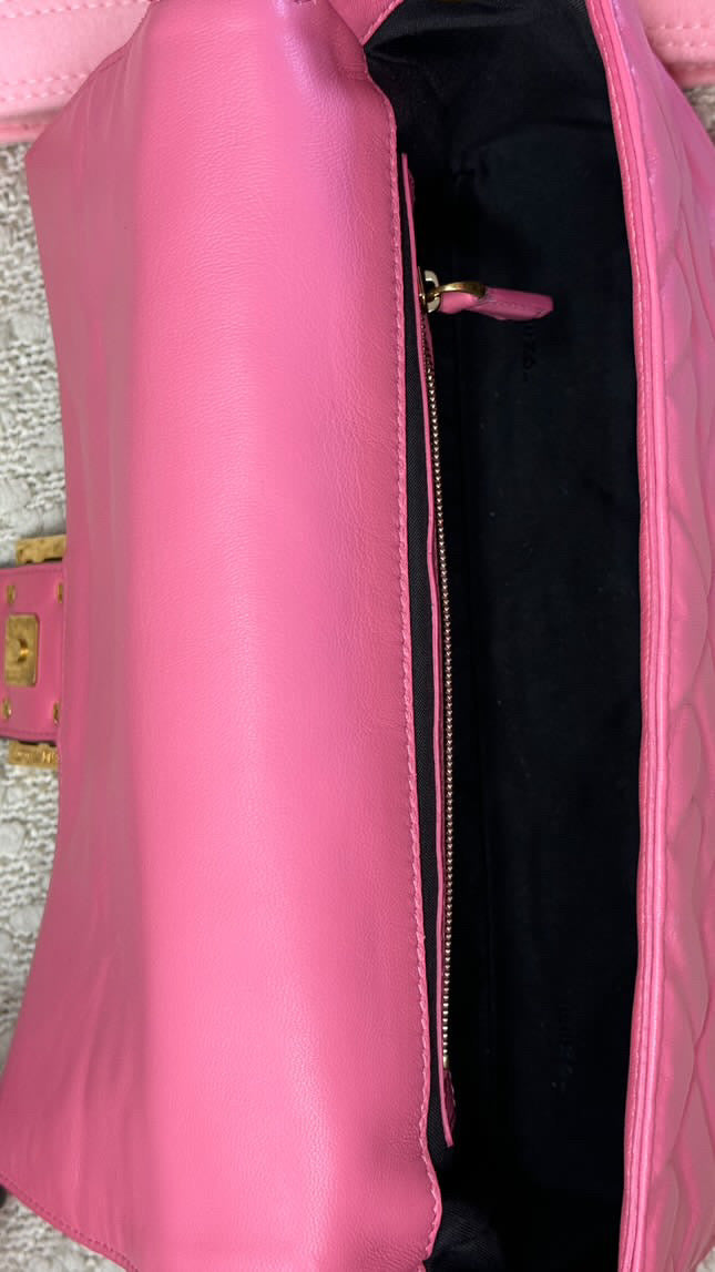 Fendi Baguette Medium preloved