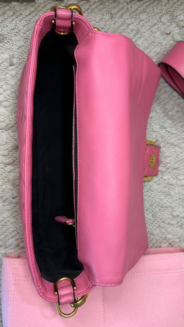 Fendi Baguette Medium preloved