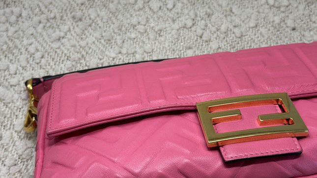 Fendi Baguette Medium preloved