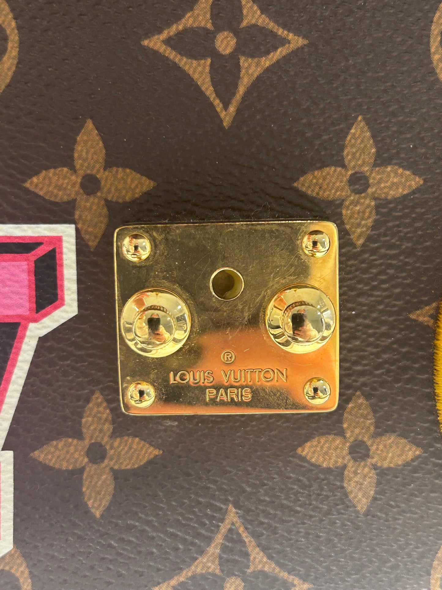 Authentic Monogram Patches Pochette Métis