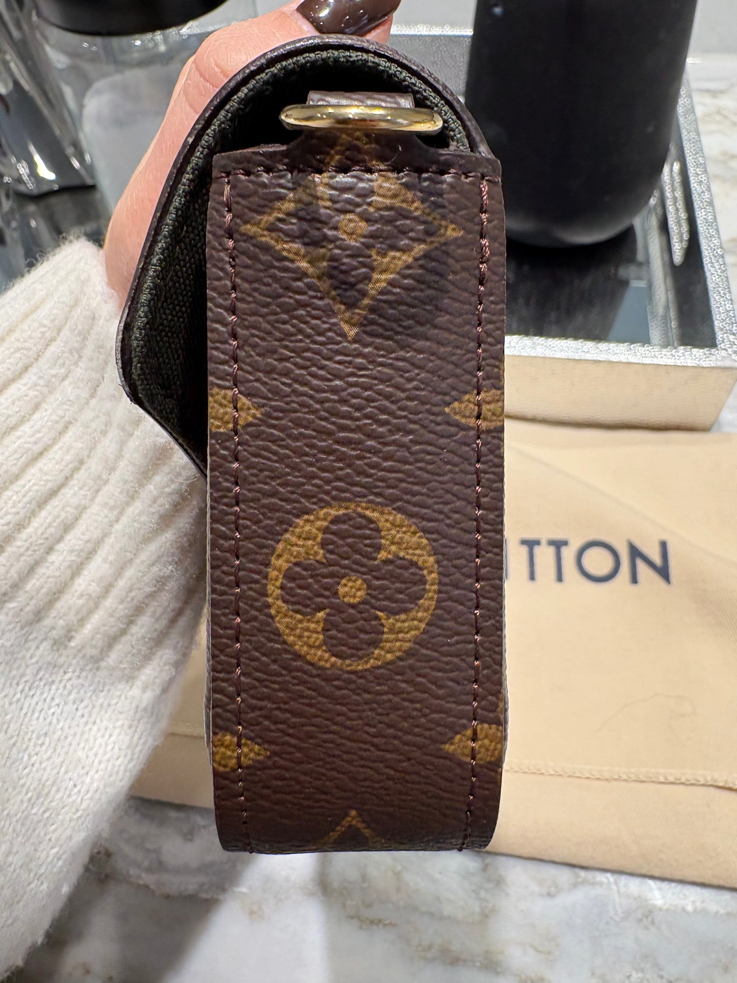 Preloved Louis Vuitton Felicie Strap & Go
