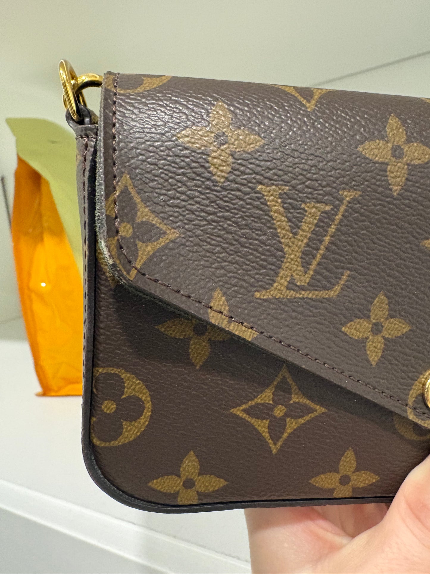 Preloved Louis Vuitton Felicie Strap & Go
