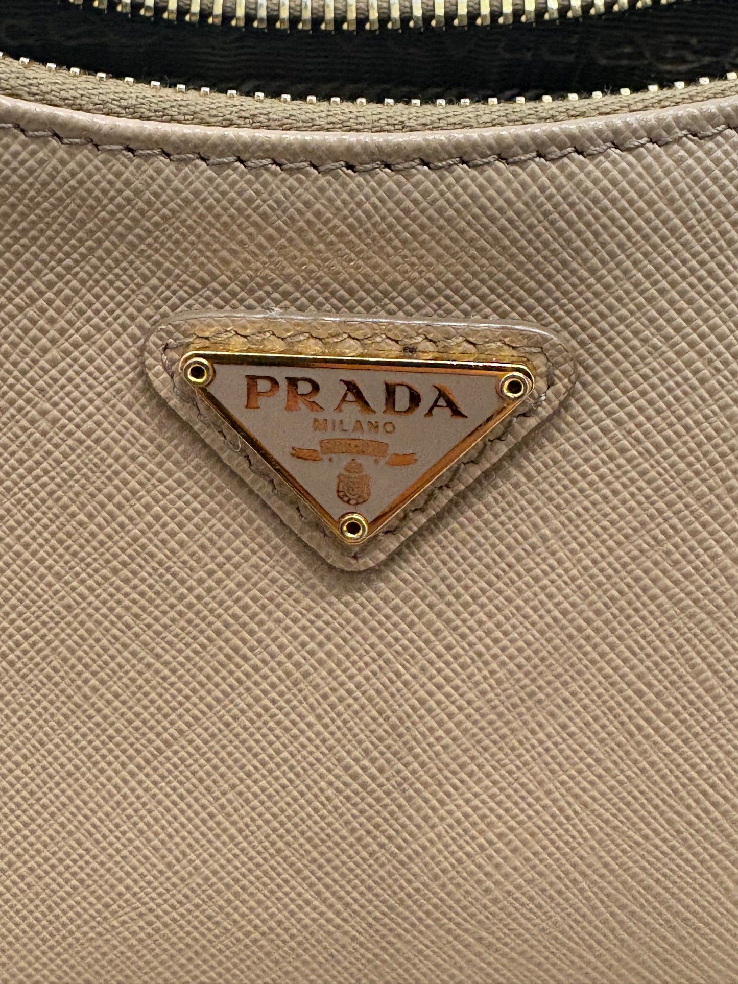 Preloved Prada Re Edition Saffiano Leather