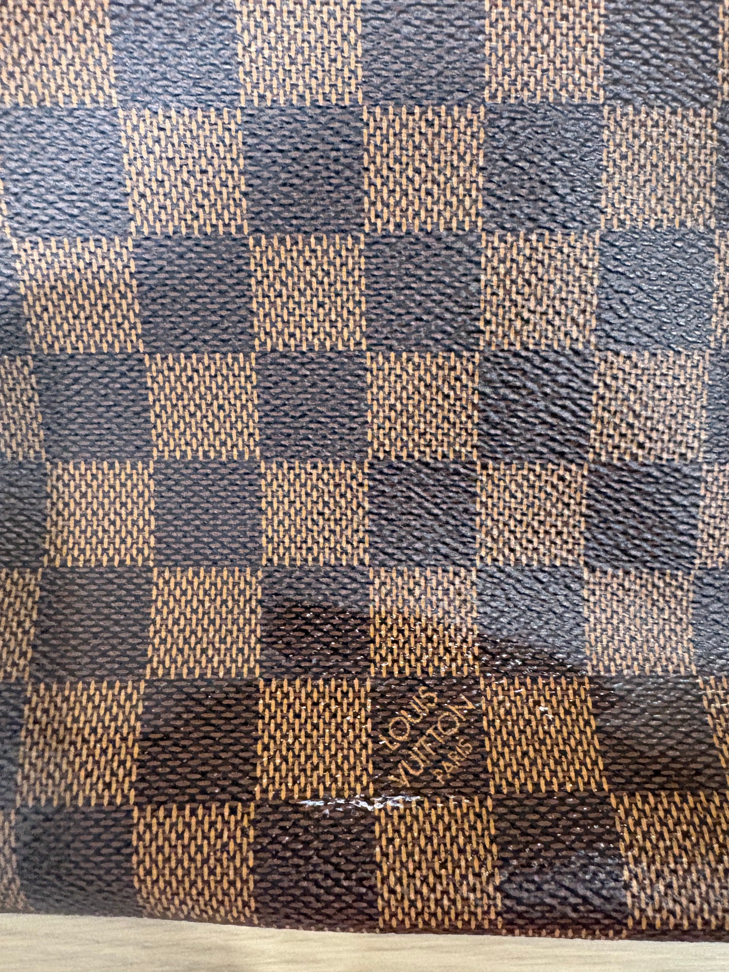 Louis Vuitton Neverfull MM with pouch