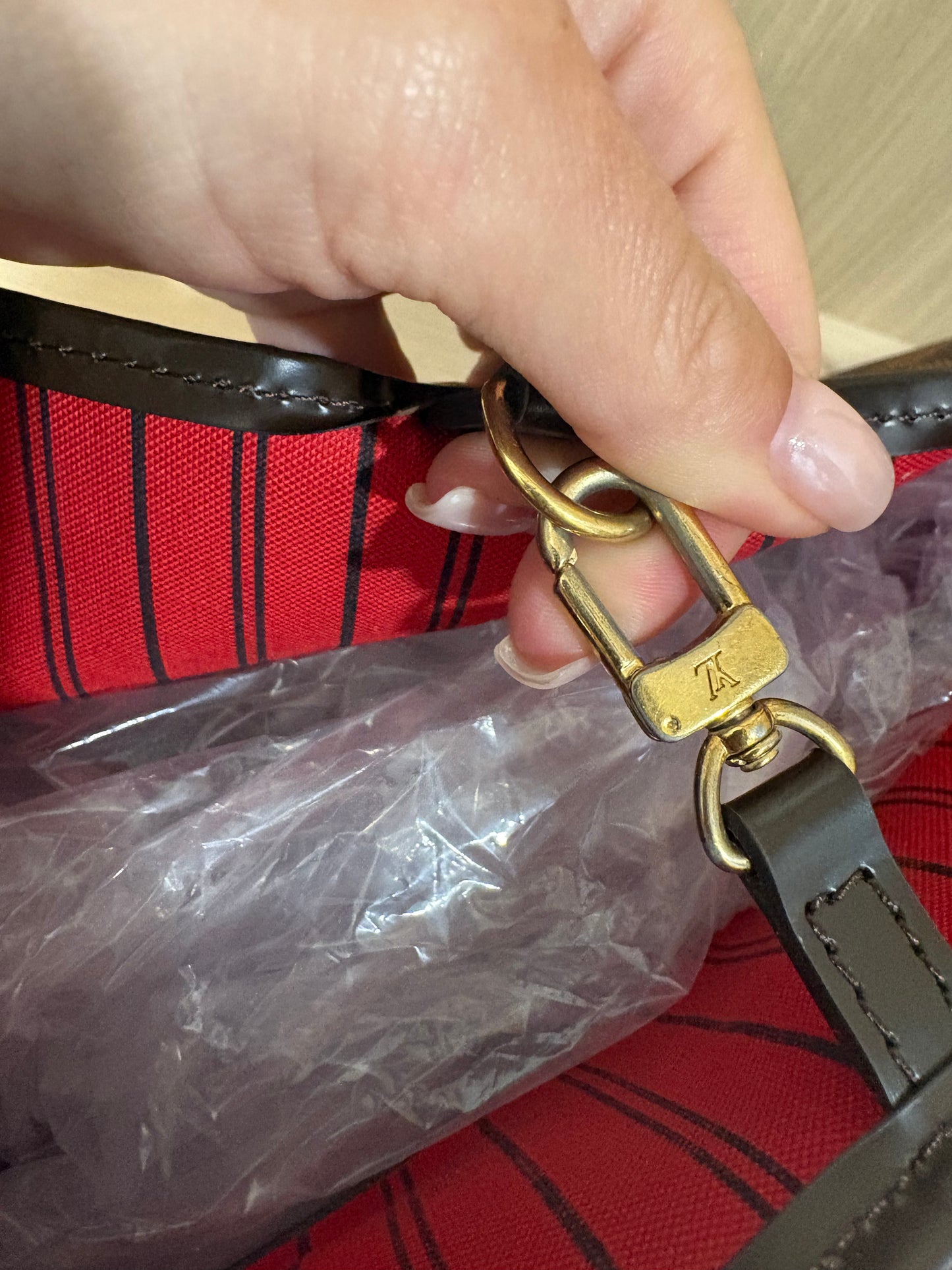 Louis Vuitton Neverfull MM with pouch